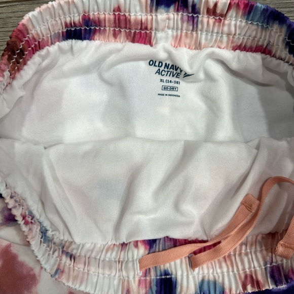 Old navy girls active shorts - Picture 3 of 4